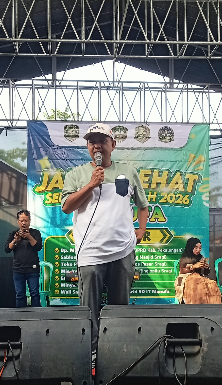 Jalan Sehat Semarak Haflah 2026 MANUFA Meriahkan Sragi, Warga Antusias Rebut Doorprize Kambing dan Voucher Umrah